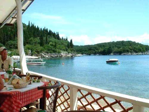 Nikolas Sea View Agnibay Kentroma